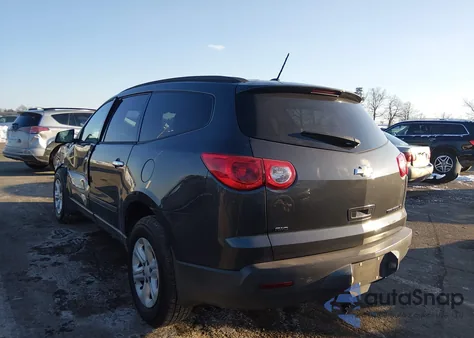 2011 Chevrolet Traverse Ls z USA, uszkodzony, nr VIN 1GNKVFED1BJ140040
